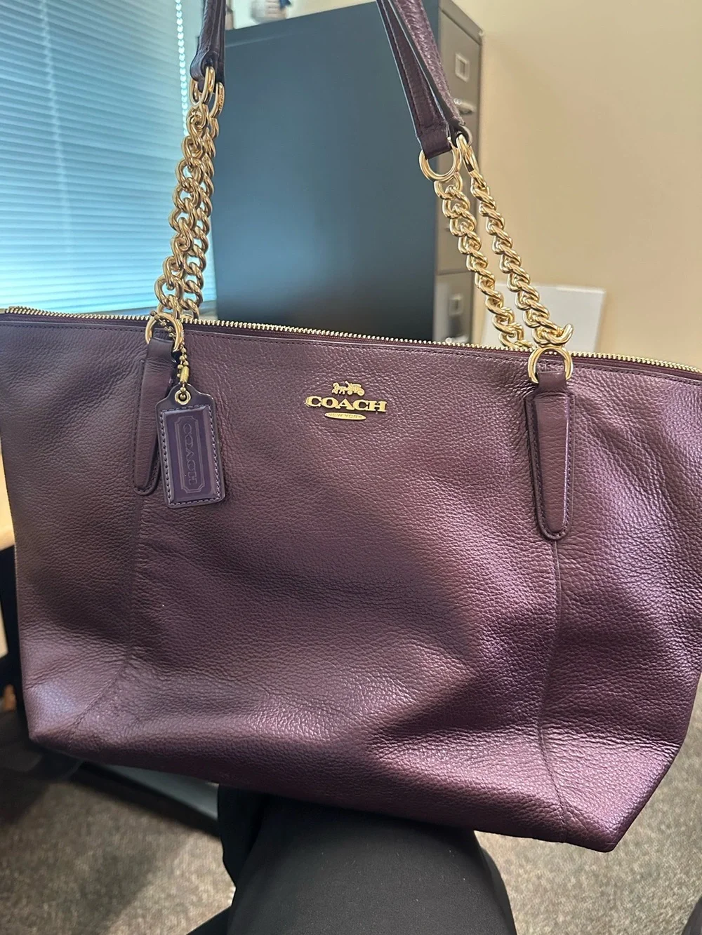 Coach Pebbled Leather Tote in Plum with Gold Chain Straps - Picture 3 of 6